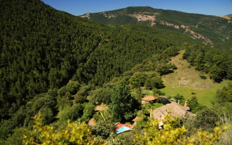 Unspoilt rural location in Pyrenees